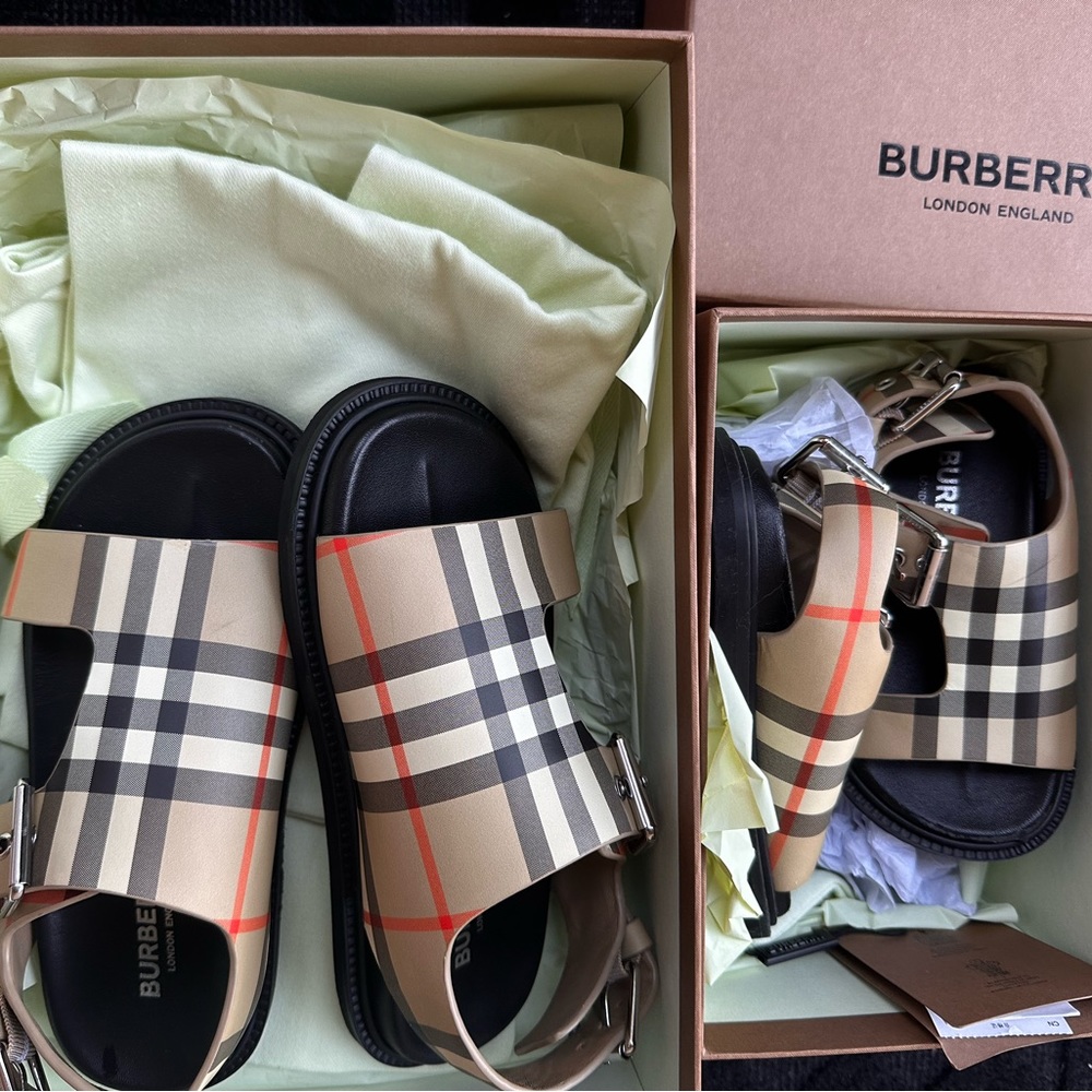 Burberry sandals for toddler